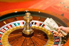 Antarmuka aplikasi autobet menampilkan meja live-dealer blackjack dan menu navigasi